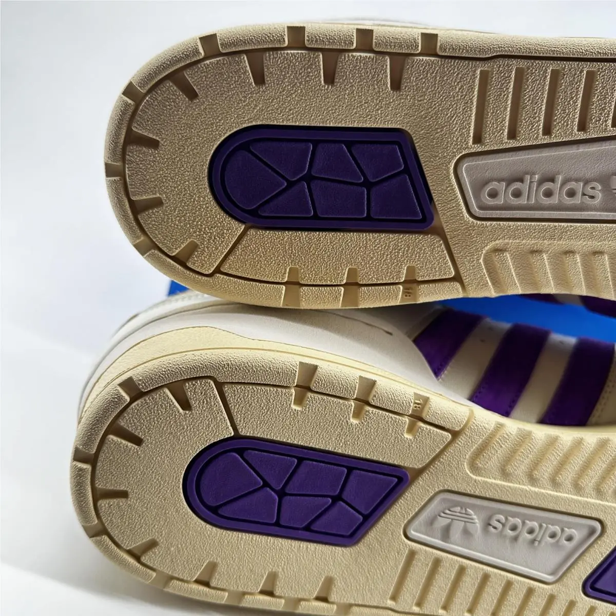 Adidas shoes - Unknown - Unknown - IF7136 - White 11