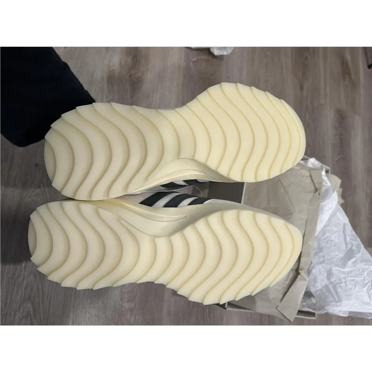 Adidas shoes - adidas Los Angeles - Los Angeles - Ivory 3