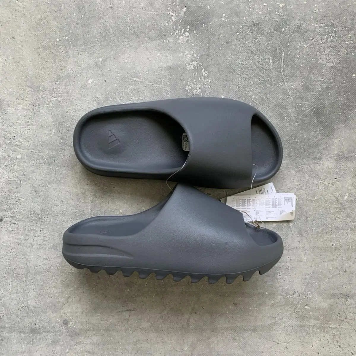 Adidas Yeezy Slide Grey ID2350 Size US 9 UK 9 EU 43