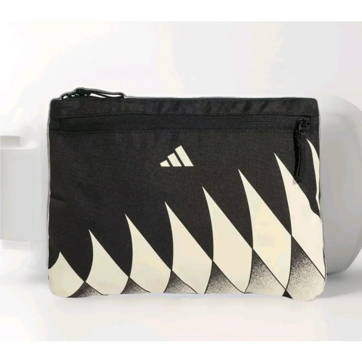 Adidas X Limited Edition Soccer 2026 Sacoche Bag Unisex Black/white - New/rare