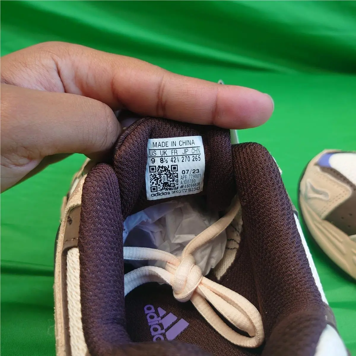 Adidas shoes - adidas Response CL - Response - ID0780 - Ivory, Manufacturer: Ecru Tint/Bronze Strata/Earth Strata 4