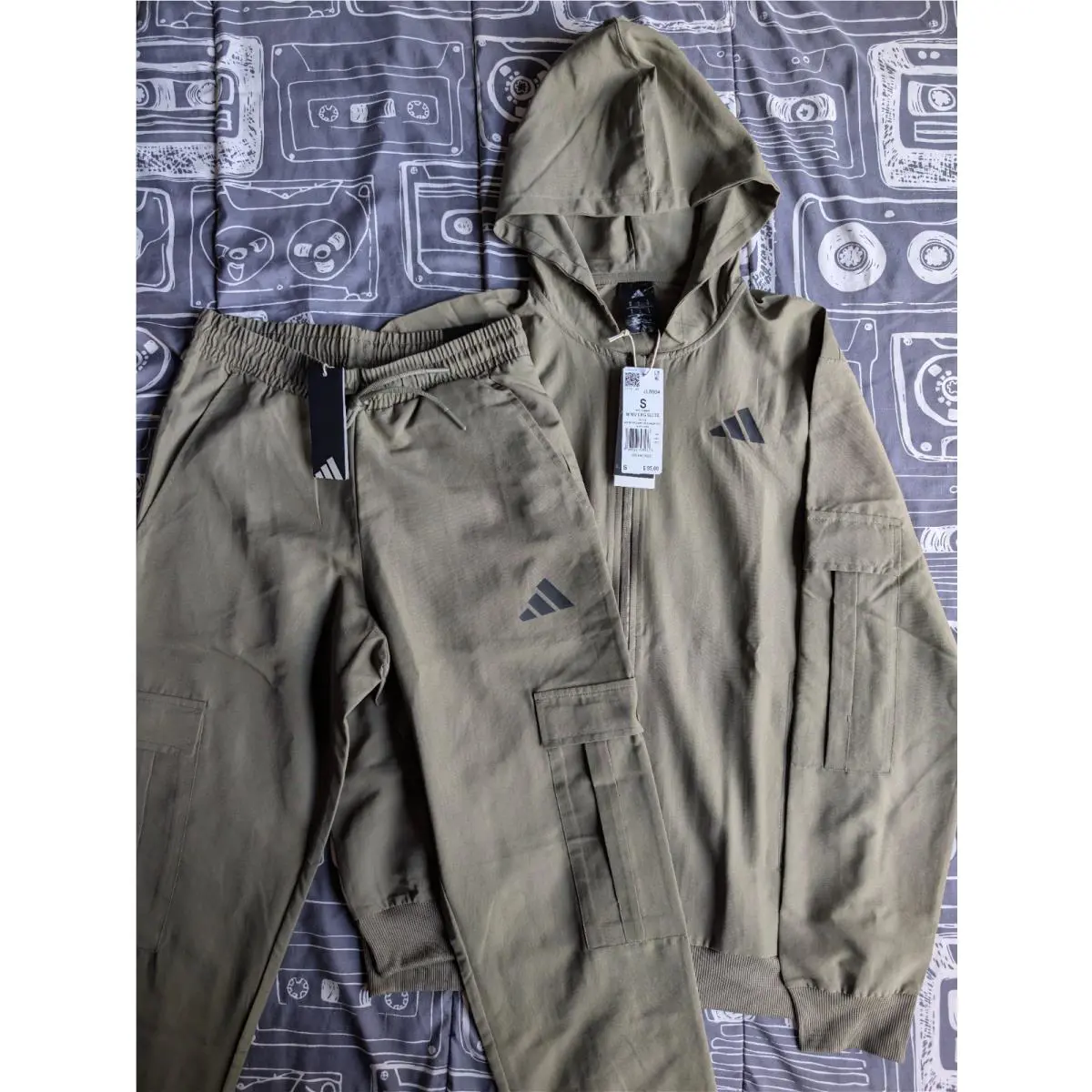 Adidas Cargo Track Suit JL8604 Mens Size Small