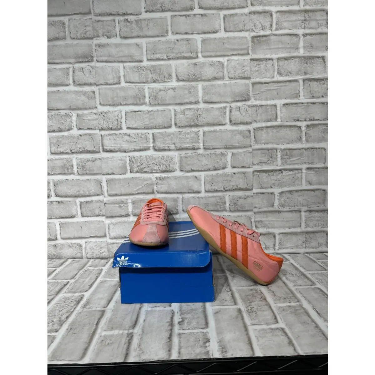Women’s Tokyo Originals Pink Sneakers Size 6.5 JI3297 by Adidas