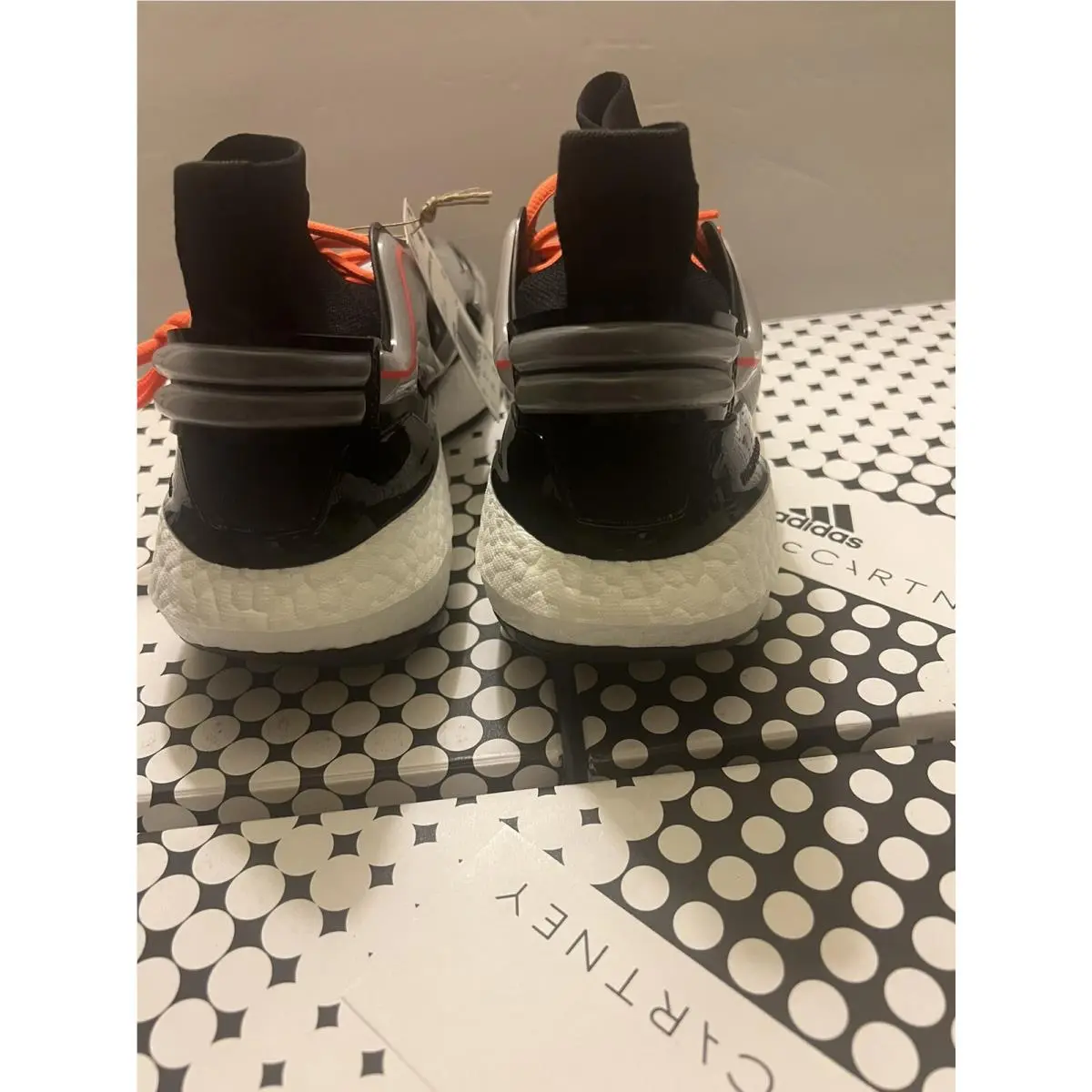 Adidas shoes - adidas ULTRABOOST 22 - ULTRABOOST - Multicolor 2