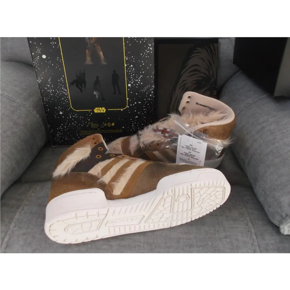 Adidas x Star Wars Rivalry High Chewbacca - FX9290 - Men`s Size 8.5