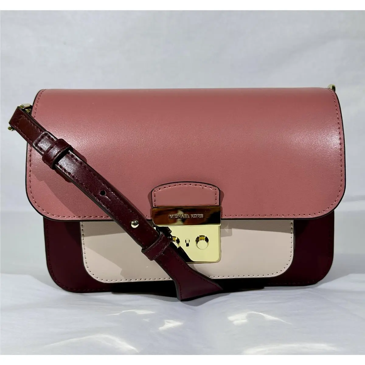 Kors Women`s Sloan Editor Large Shoulder Bag
