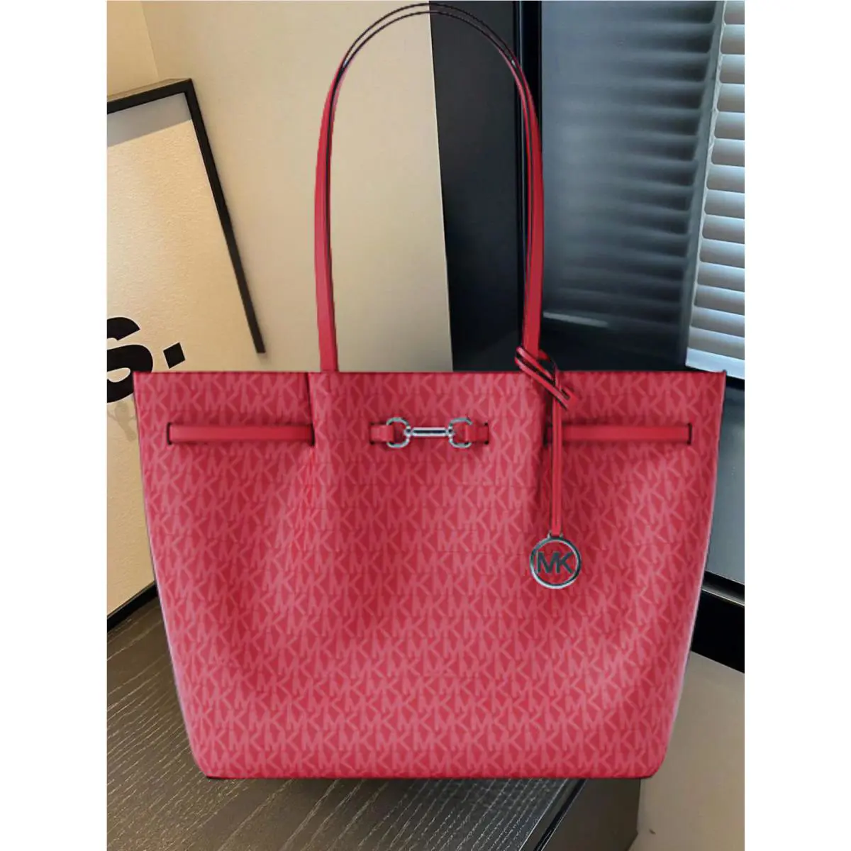 Michael Kors Carson Women Large MK Shoulder Tote Bag Hibiscus Purse Handbag Lady