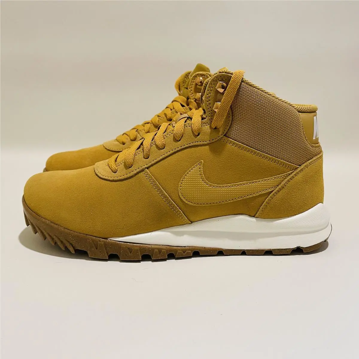 Nike shoes - Nike Hoodland - Hoodland - 654888-727 - Haystack / Sail-Gum / Light Brown / White 7