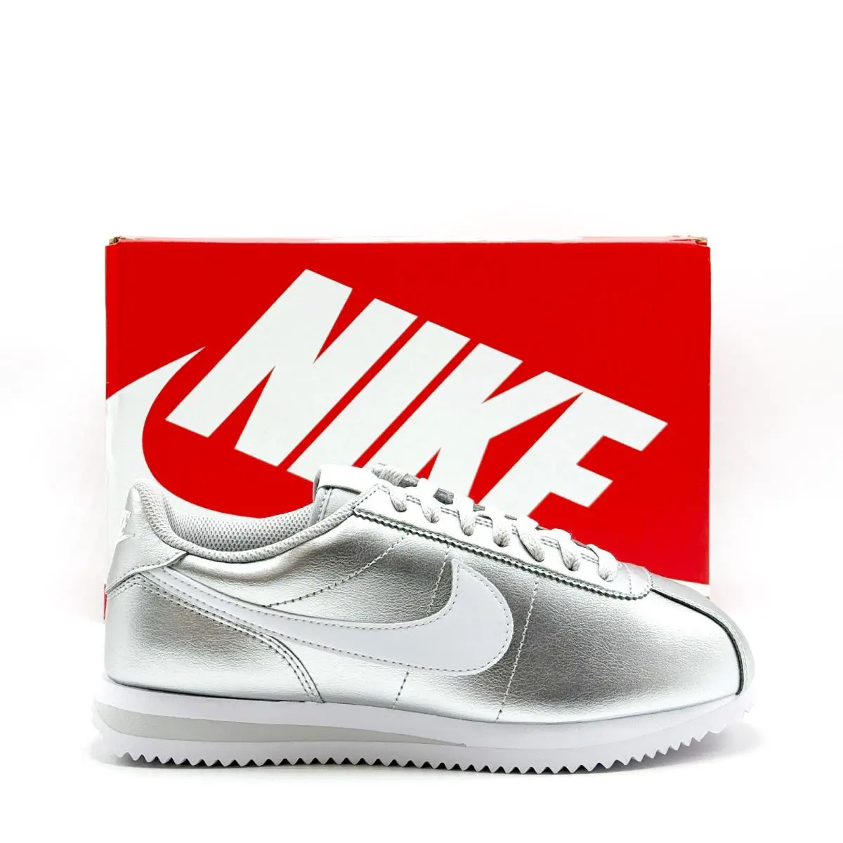Women Nike Cortez Metallic Silver / White IR0042-001