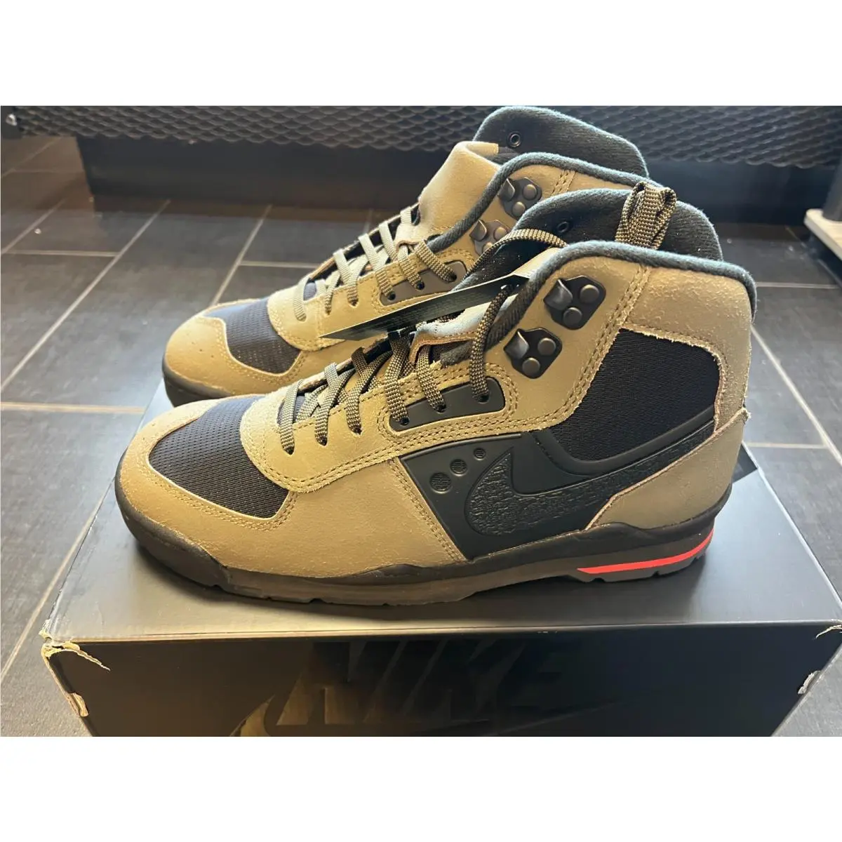 Nike shoes - Nike Baltoro - Baltoro - IO4556-200 - OLIVE 4