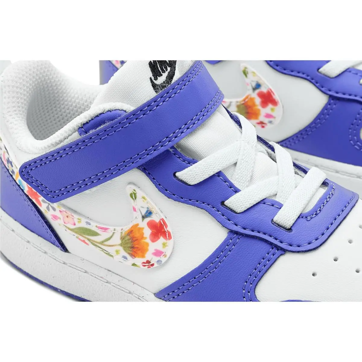Nike shoes - White/White/Sapphire/Black 4