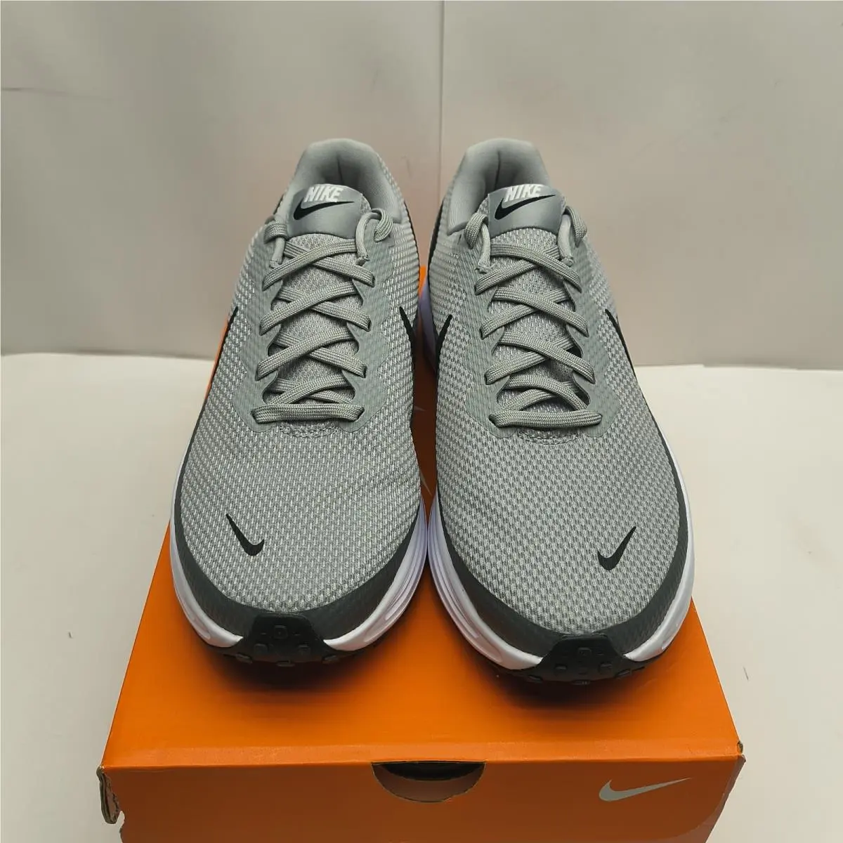 Nike shoes - Nike Revolution - Revolution - Gray 11
