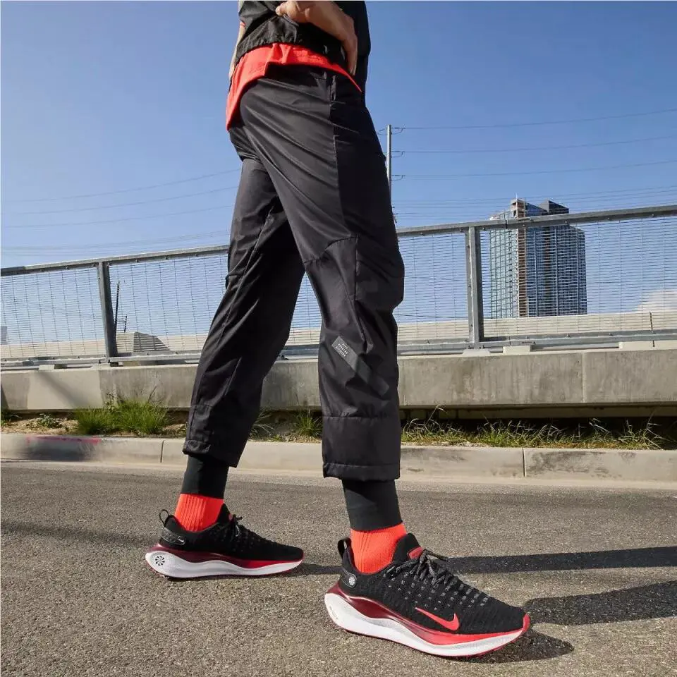 Nike shoes - Black, Fire Red, Team Red, White 3