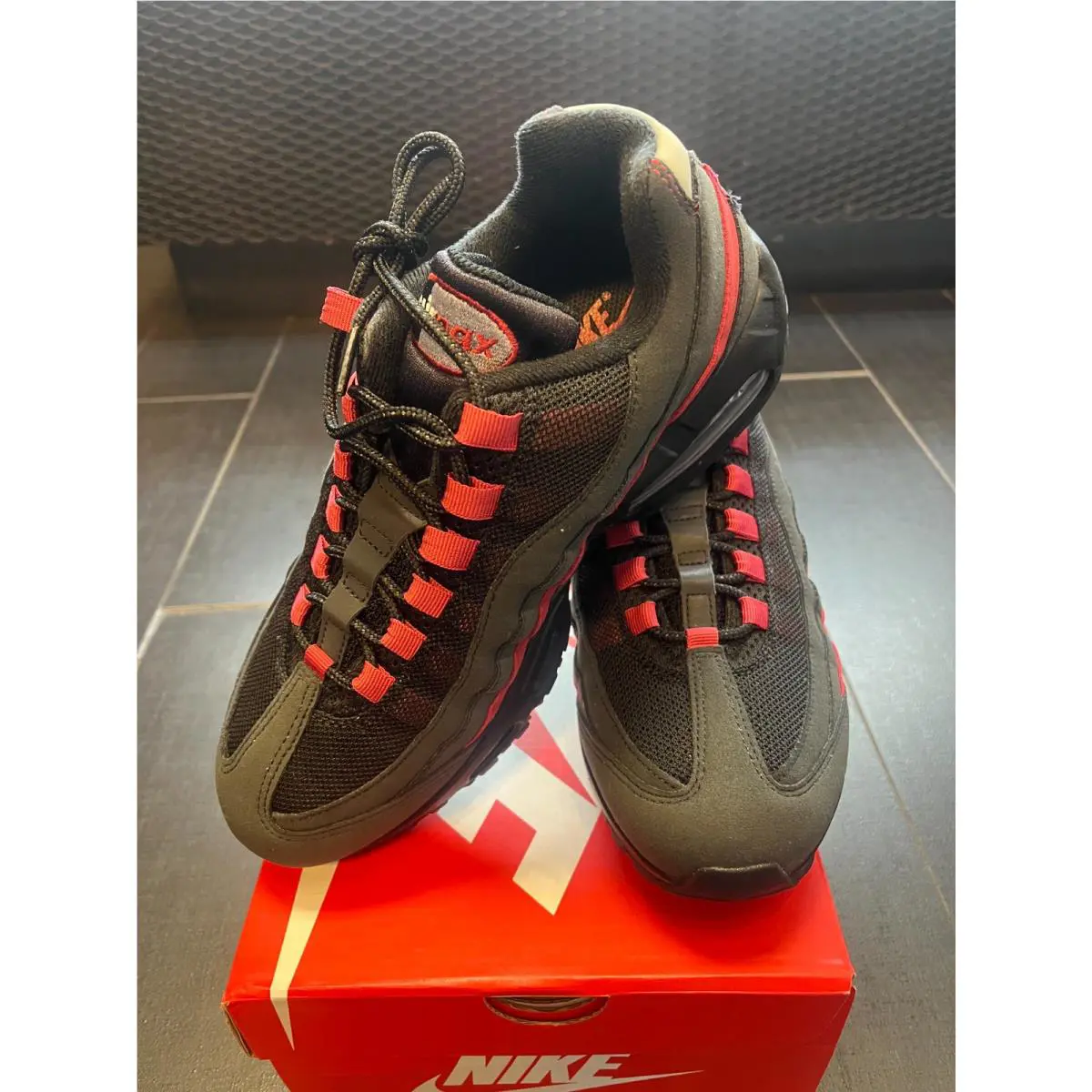 Nike shoes - BLACK AND CRIMSON 5