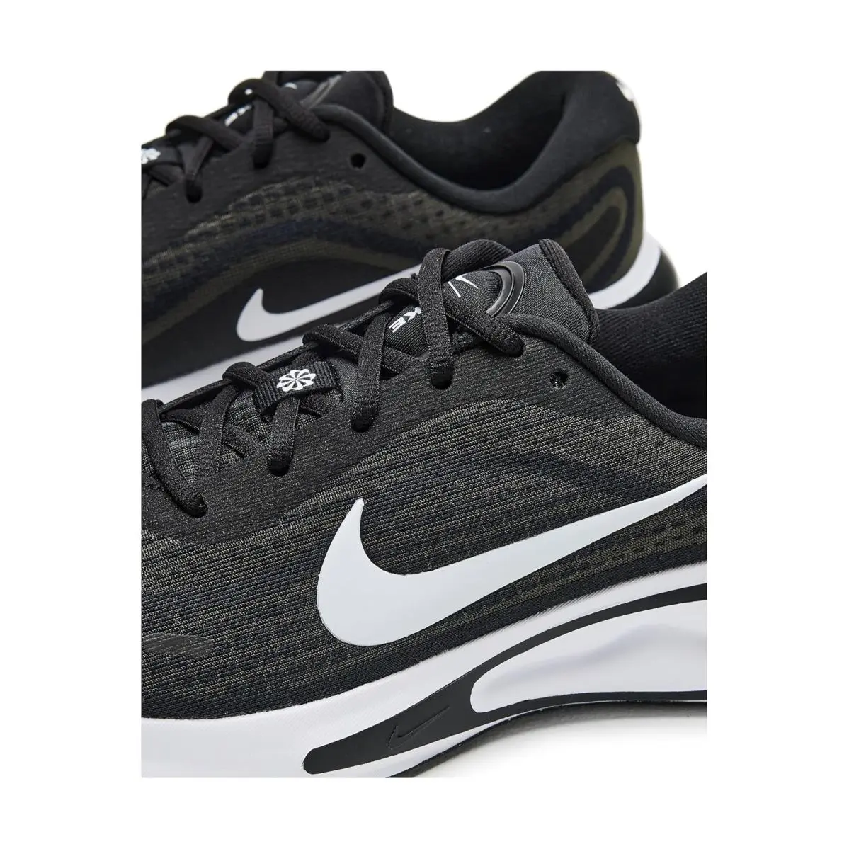 Nike shoes - Black/Metallic Dark Grey/Metallic Silver/Cave Purple/Silt Red 18