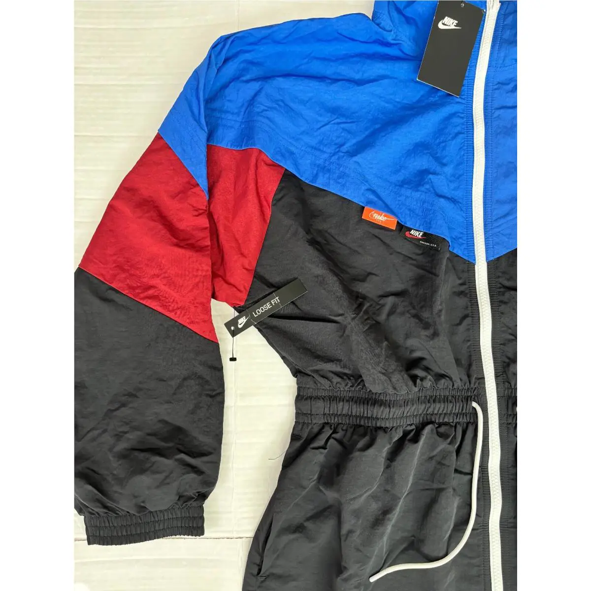 Nike clothing - NIKE SPORTSWEAR - SPORTSWEAR - CJ2046-480 - BLACK/BLUE-RED 2