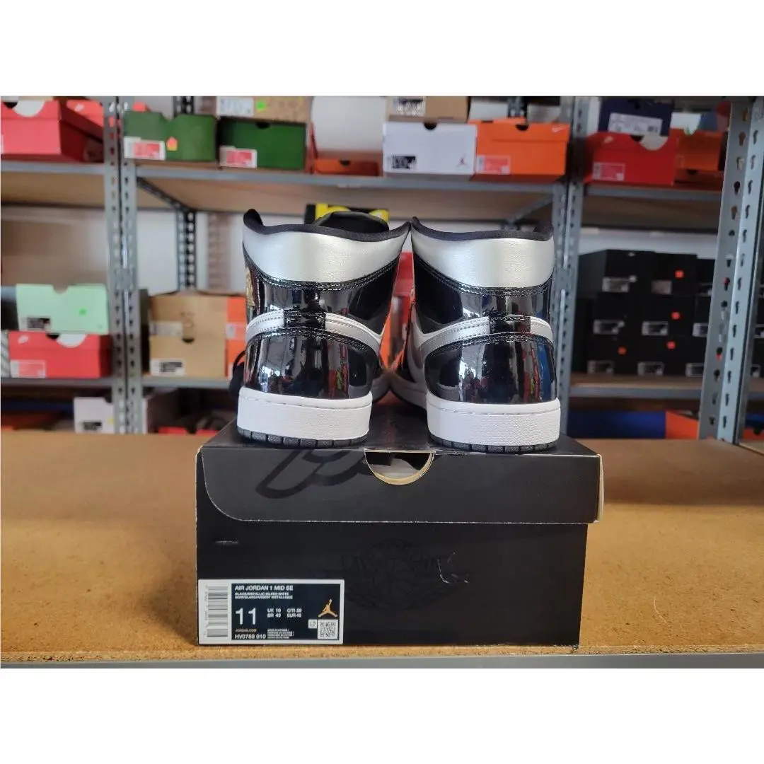 Nike shoes - Air Jordan 1 - Air - HV0789-010 - Black 3