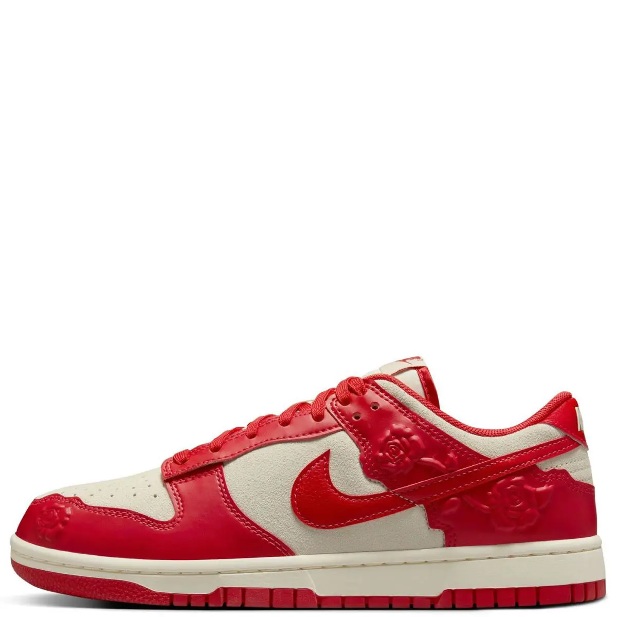 Women`s Nike Dunk Low Red Roses Coconut Milk/univer Red HF1986 100 - Coconut Milk/University Red