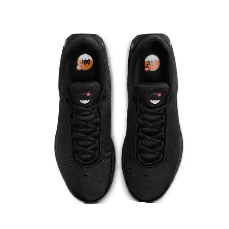 Nike shoes - Black/Metallic 8