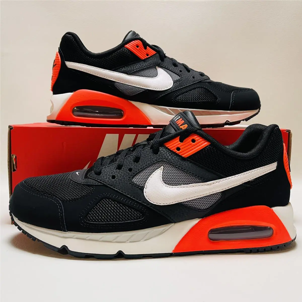 Nike shoes - Nike Air Max Ivo - Air Max Ivo - 580518016 - Black / White-Cool Grey 0