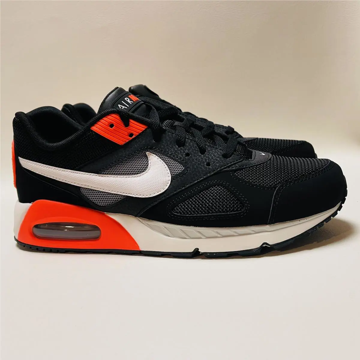 Nike shoes - Nike Air Max Ivo - Air Max Ivo - 580518016 - Black / White-Cool Grey 3