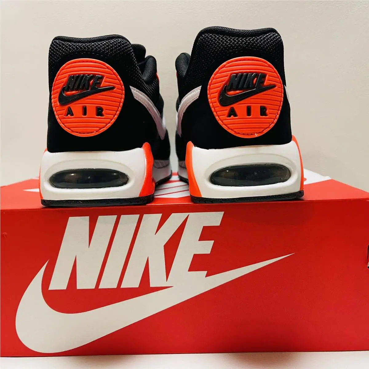 Nike shoes - Nike Air Max Ivo - Air Max Ivo - 580518016 - Black / White-Cool Grey 20