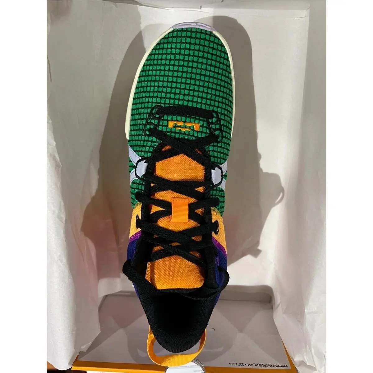 Nike shoes - VIVID PURPLE/BLACK SEA CORAL 8