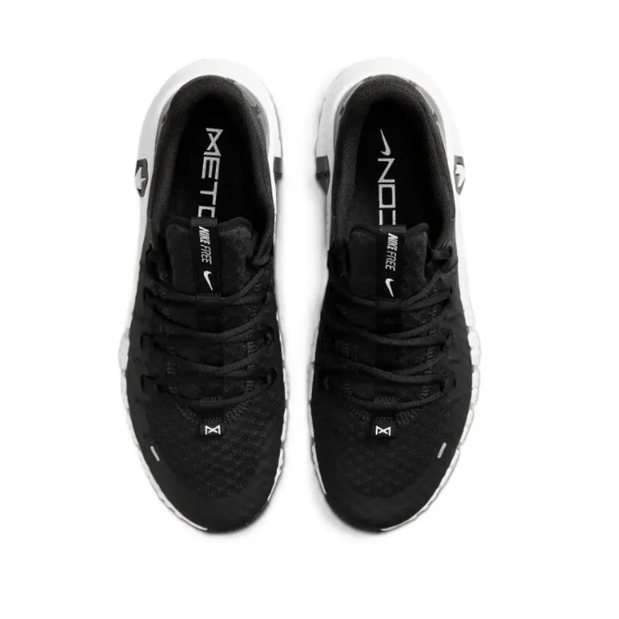 Nike shoes - Black /White 3