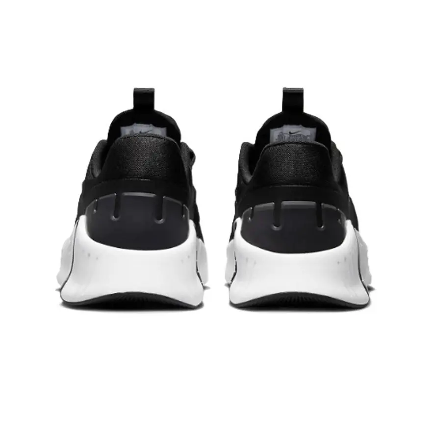 Nike shoes - Black /White 11