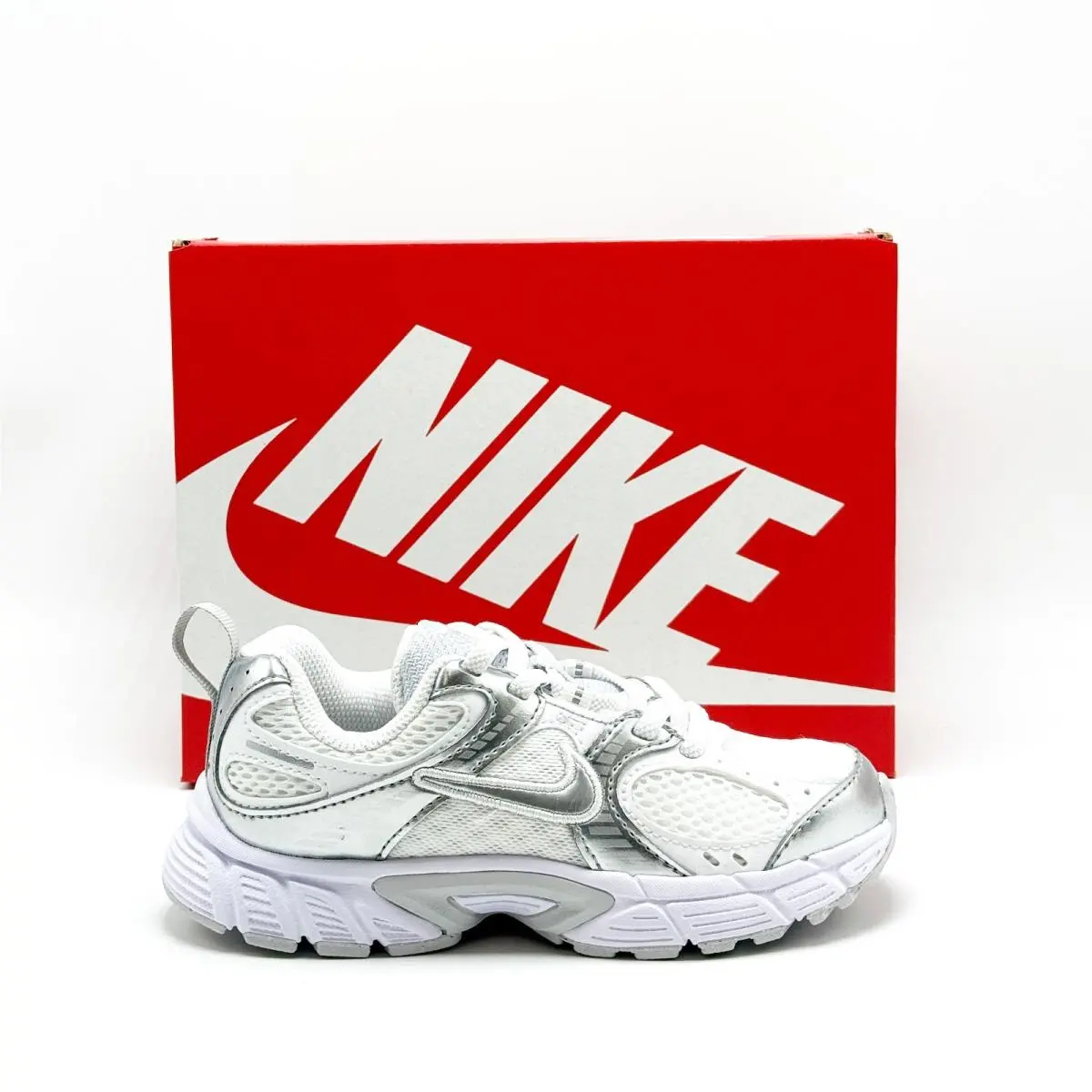 Nike shoes - NIKE AIR FORCE 1 LE - White 4