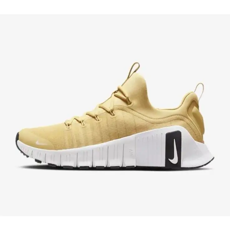 Nike shoes - Vegas Gold 0