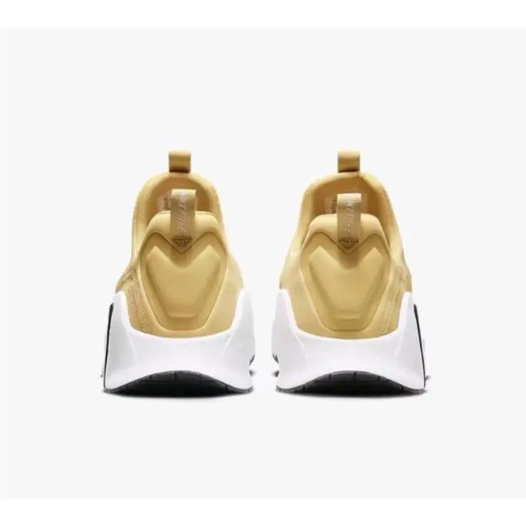 Nike shoes - Vegas Gold 3