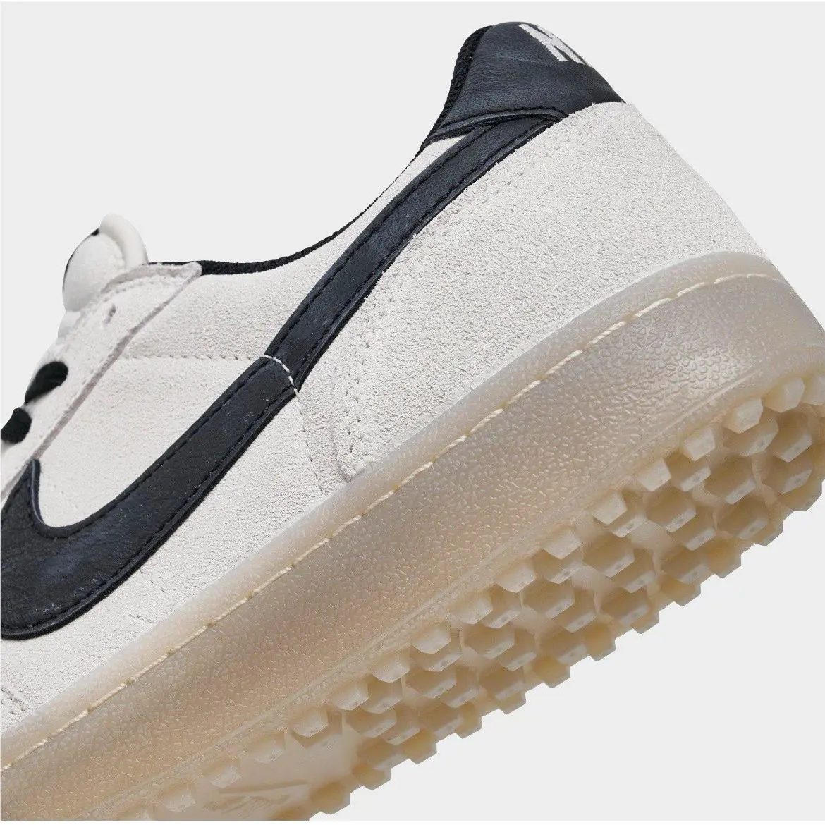 Nike shoes - Brown 3