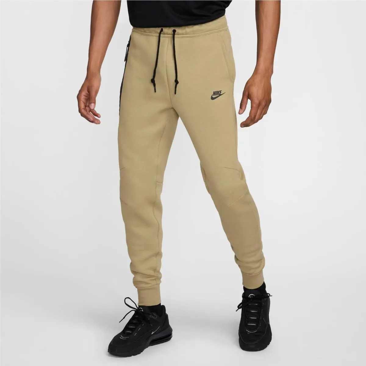 Nike clothing - Neutral Olive/Black 4