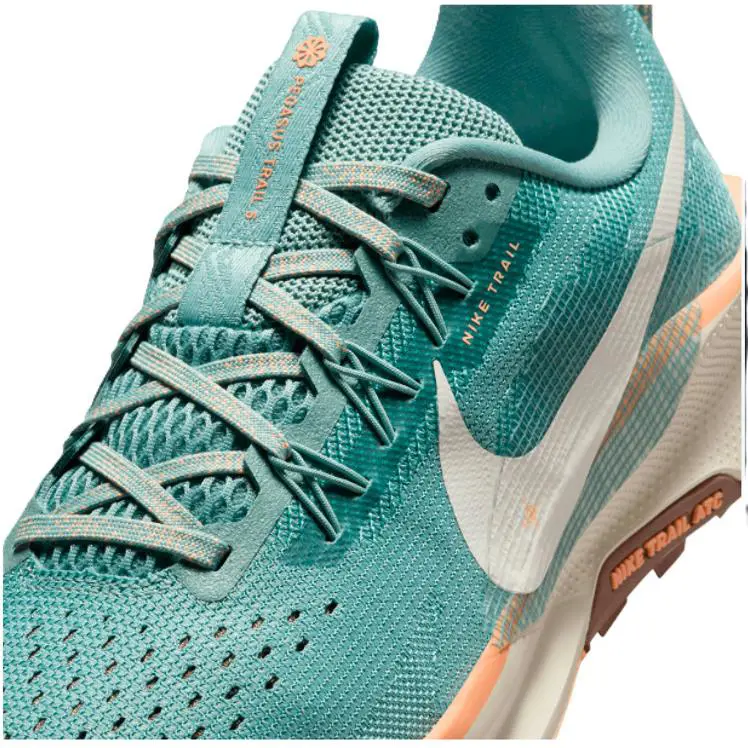 Nike shoes - Cannon/Mink Brown/Orange/Soft Pearl 3