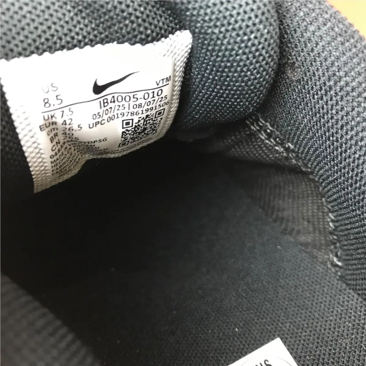 Nike shoes - Nike Air Zoom Vomero 5 - IB4005-010 - Black 10