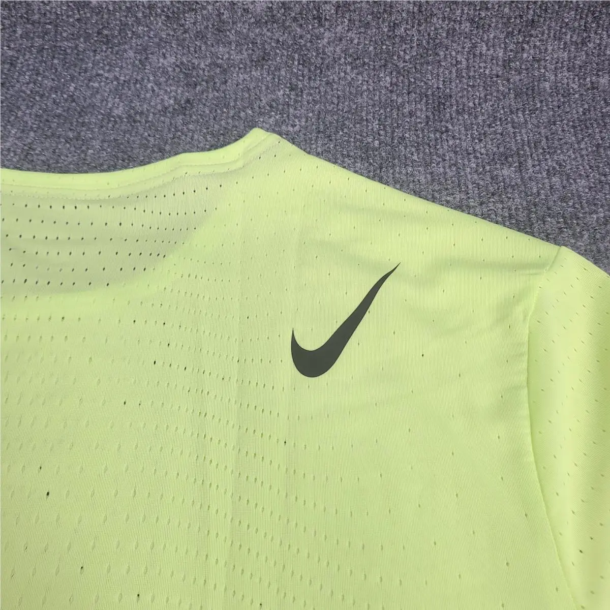 Nike clothing - Nike Dri-Fit - HJ3377-736 - Yellow (UPC: 197862610468) 6
