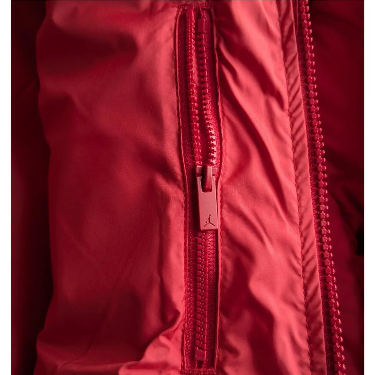 Nike clothing - Air Jordan Brooklyn Puffer Jacket Therma-FIT - HV0532-687 - Red, Manufacturer: Gym Red/Black (UPC: 198482644178) 9