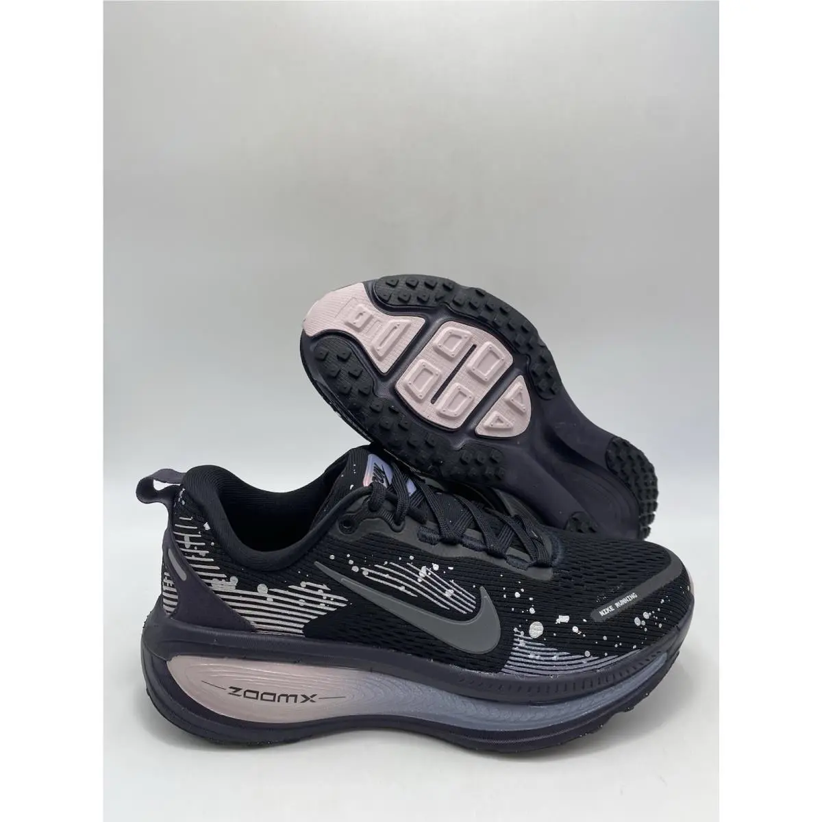 Nike W Vomero 18 SE Black Mtlc Dark Grey HV1779 001 Women`s Size 7.5