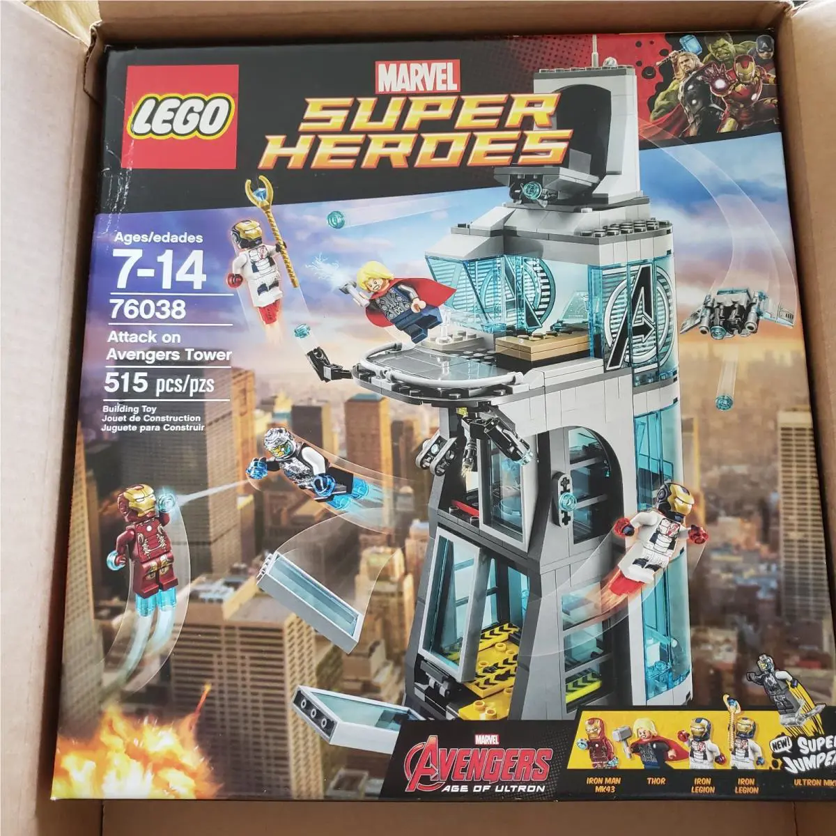 Lego Marvel Attack on Avengers Tower 76038