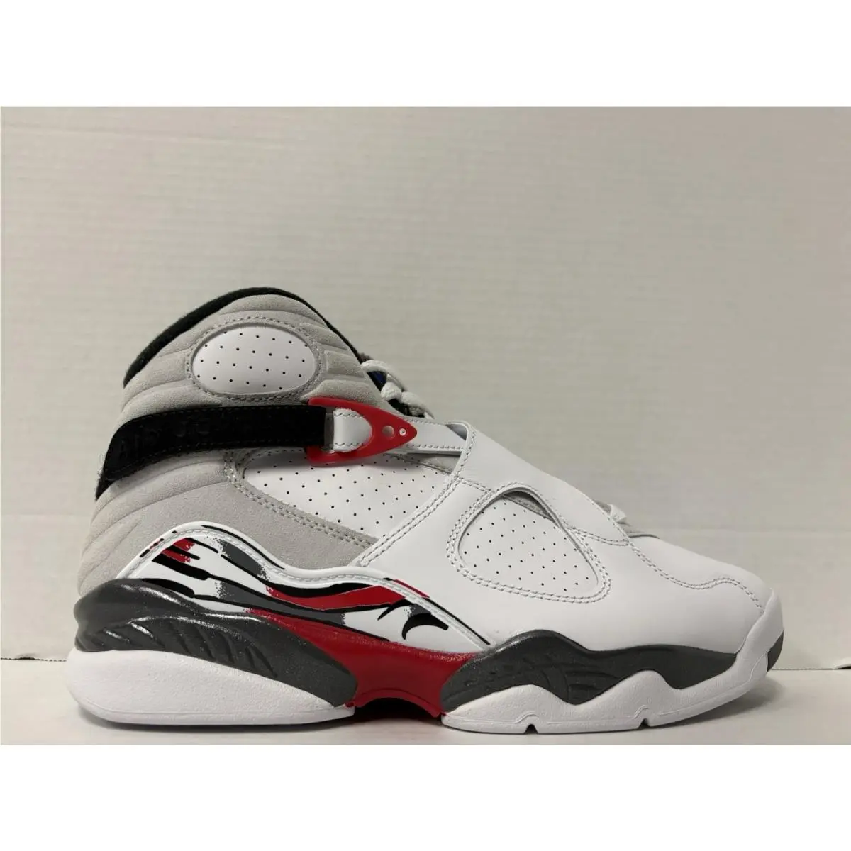 Nike Air Jordan 8 Retro White Black True Red 305381-100 Size 10 B Grade