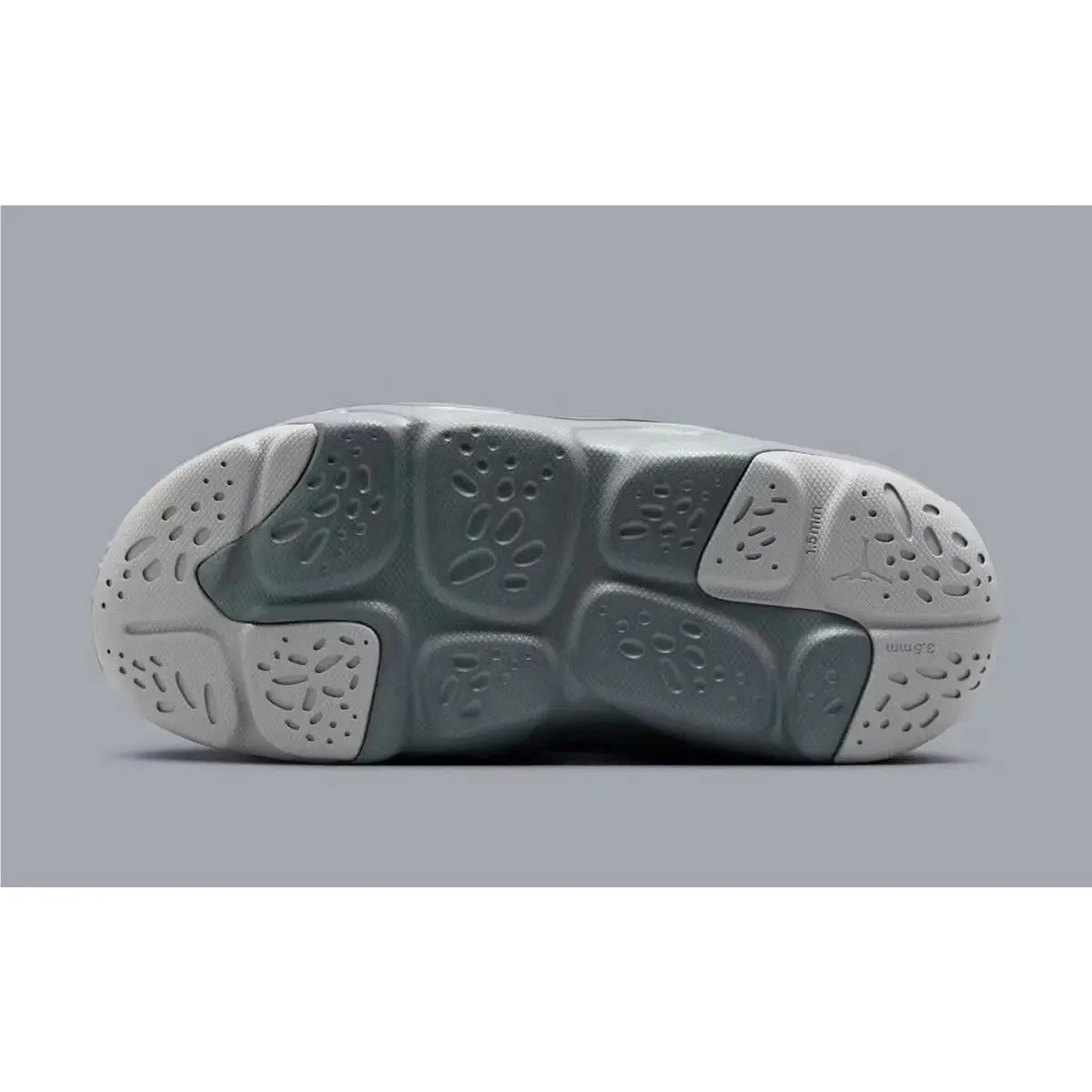 Nike shoes - Jordan - FQ0227-003 - Gray 4