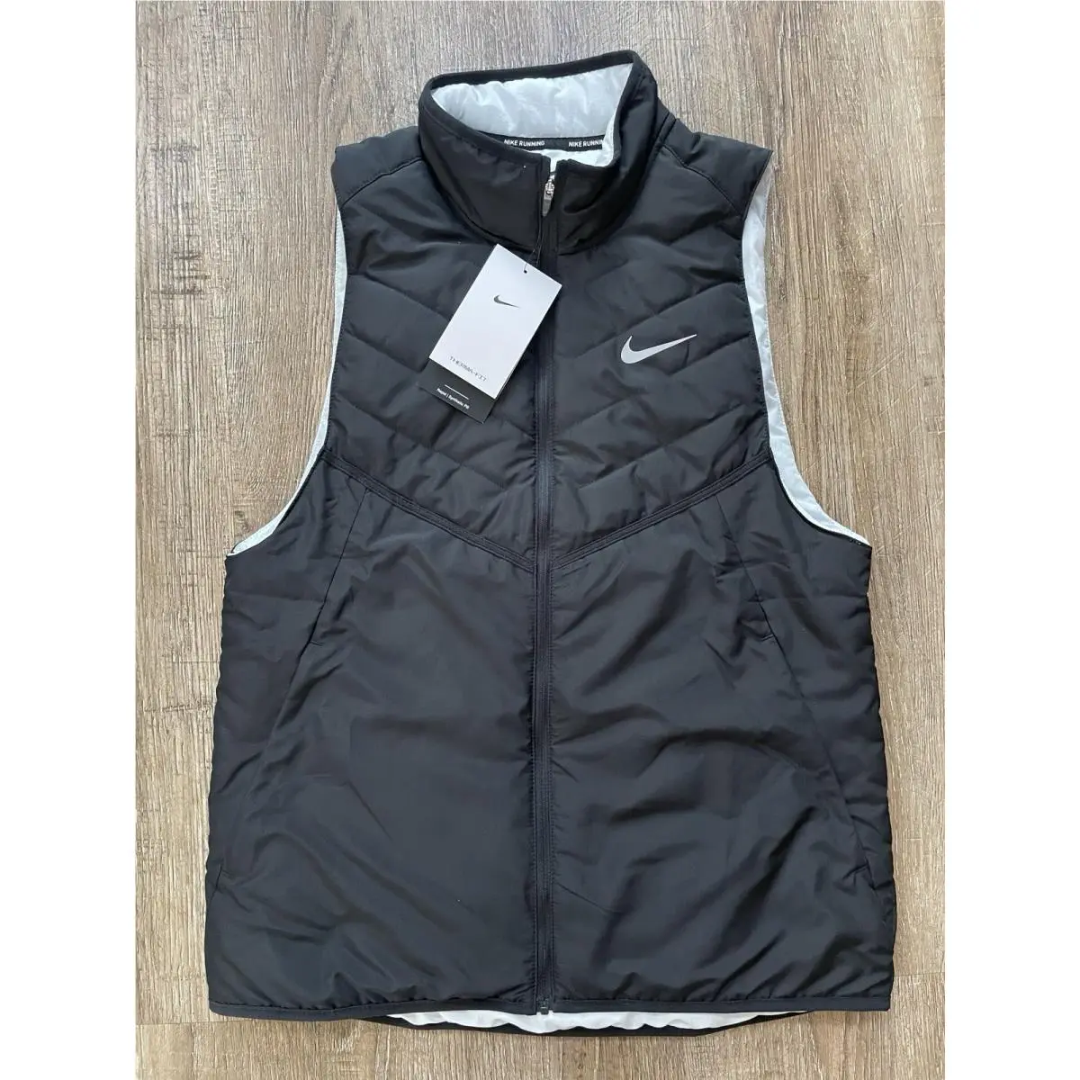 Nike Therma Fit Repel Running Vest Black Men’s Sz Small DD5647-010