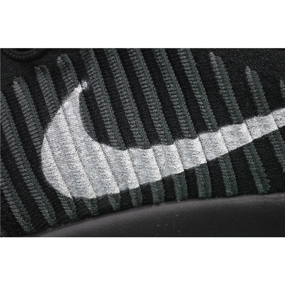 Nike shoes - Nike Roshe Two - Roshe Two - Black (UPC: 091205158450) 4