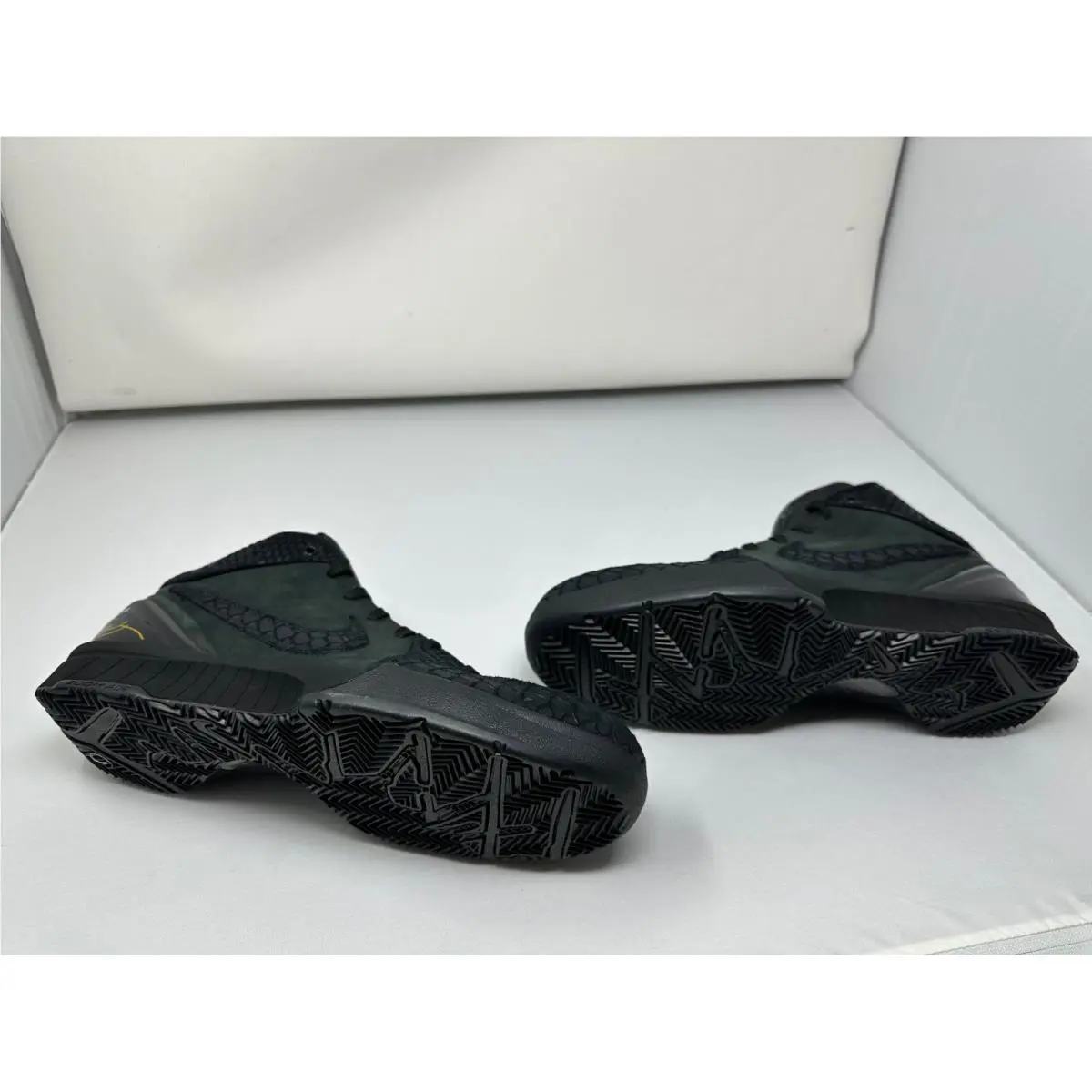 Nike shoes - Nike Kobe 4 - Kobe - Black (UPC: 196969300845) 3