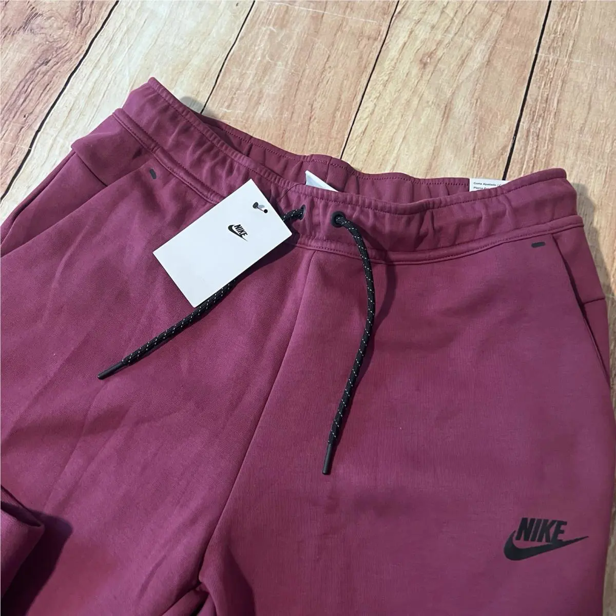 Nike clothing - Rosewood/Black 0