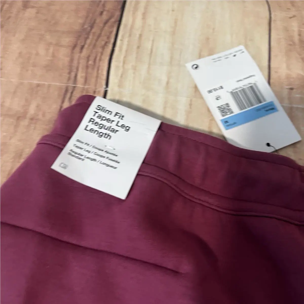 Nike clothing - Rosewood/Black 5