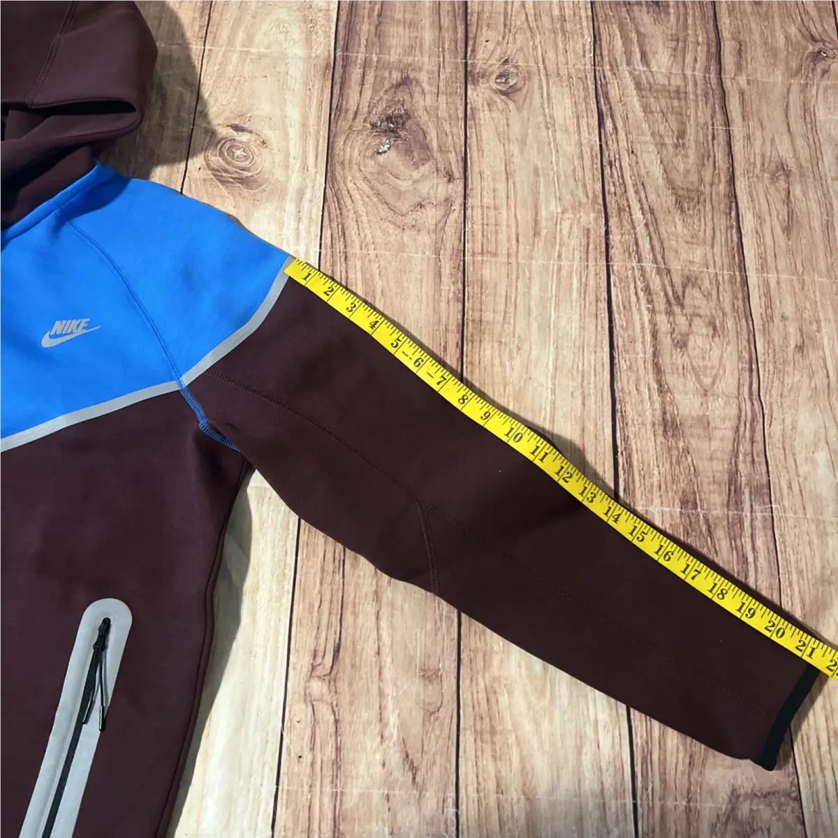 Nike clothing - Burgundy Crush/Light Photo Blue 6