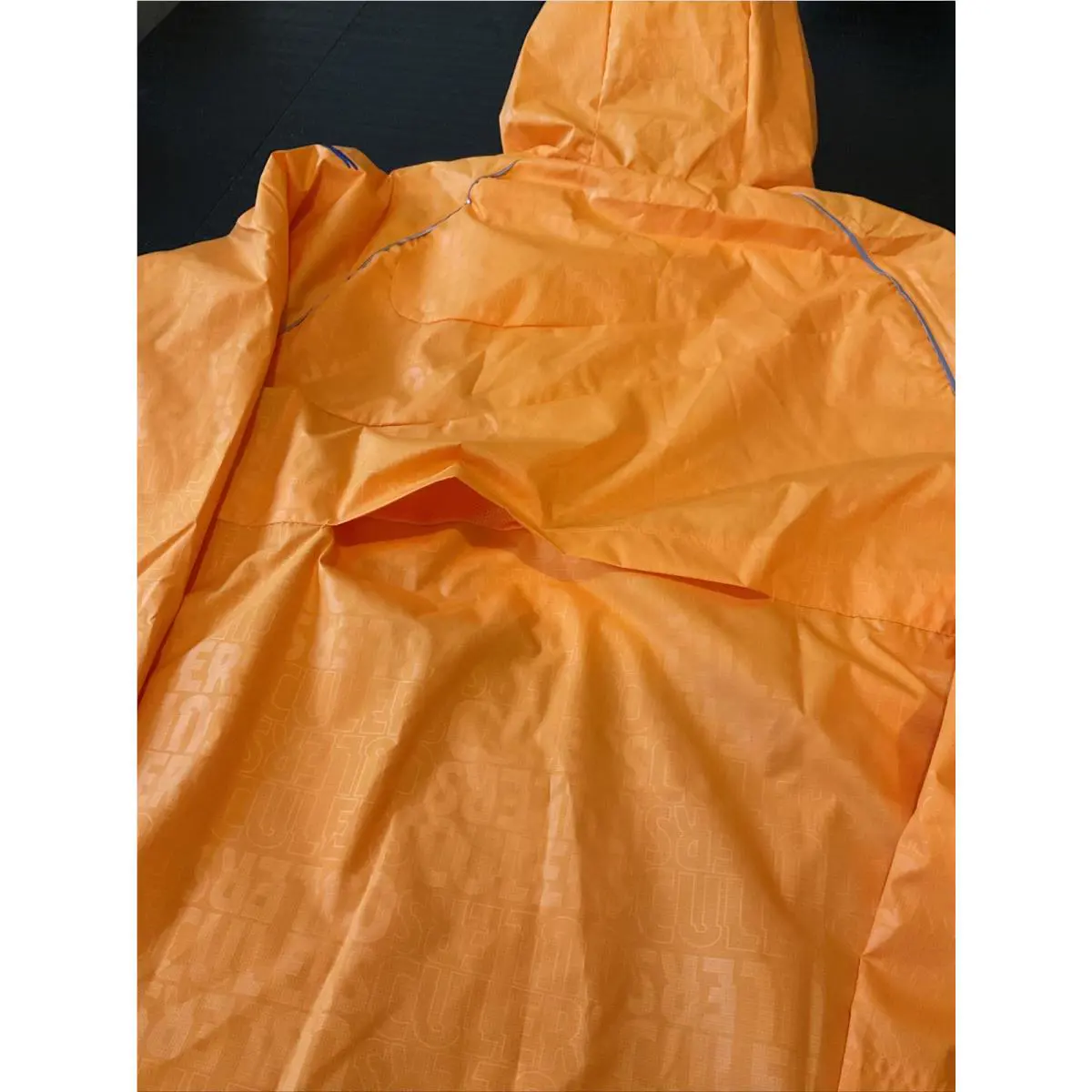 Nike clothing - Orange (UPC: 0195245812935) 10