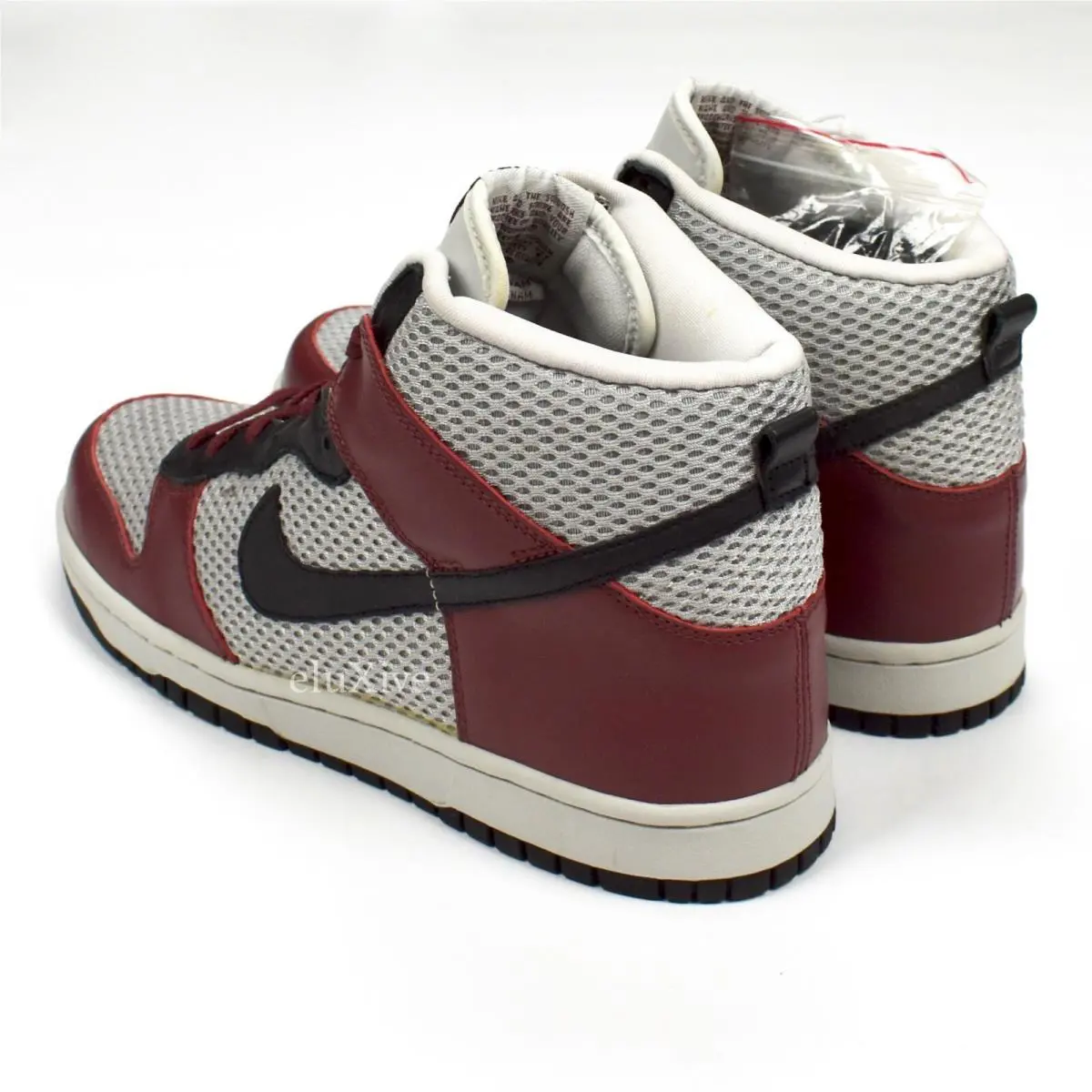 Nike shoes - Nike Dunk High - Dunk High - 306968-601 - Gray, Manufacturer: Soft Grey/Univ Red 3